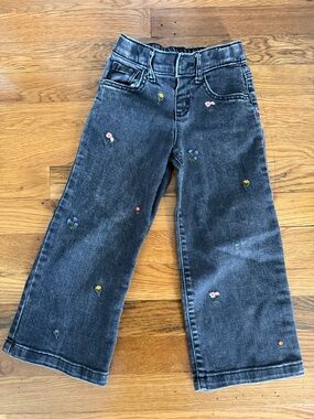 Cat & Jack Black Embroidered Floral Wide-Leg Jeans 4T